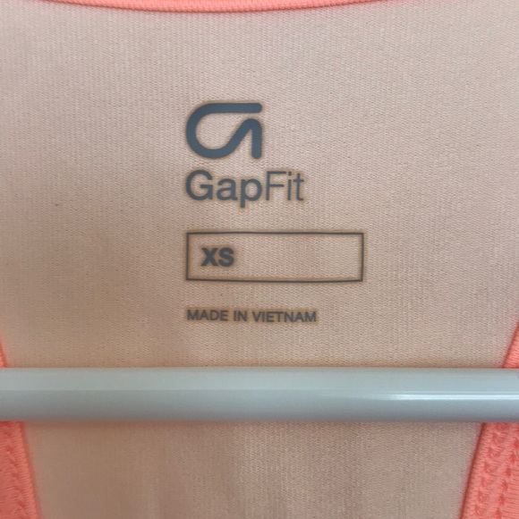 GapFit Racerback XS - Picture 2 of 3